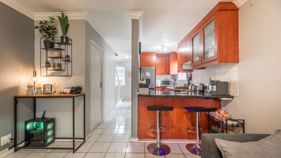 2 Bedroom Property for Sale in Parklands Western Cape